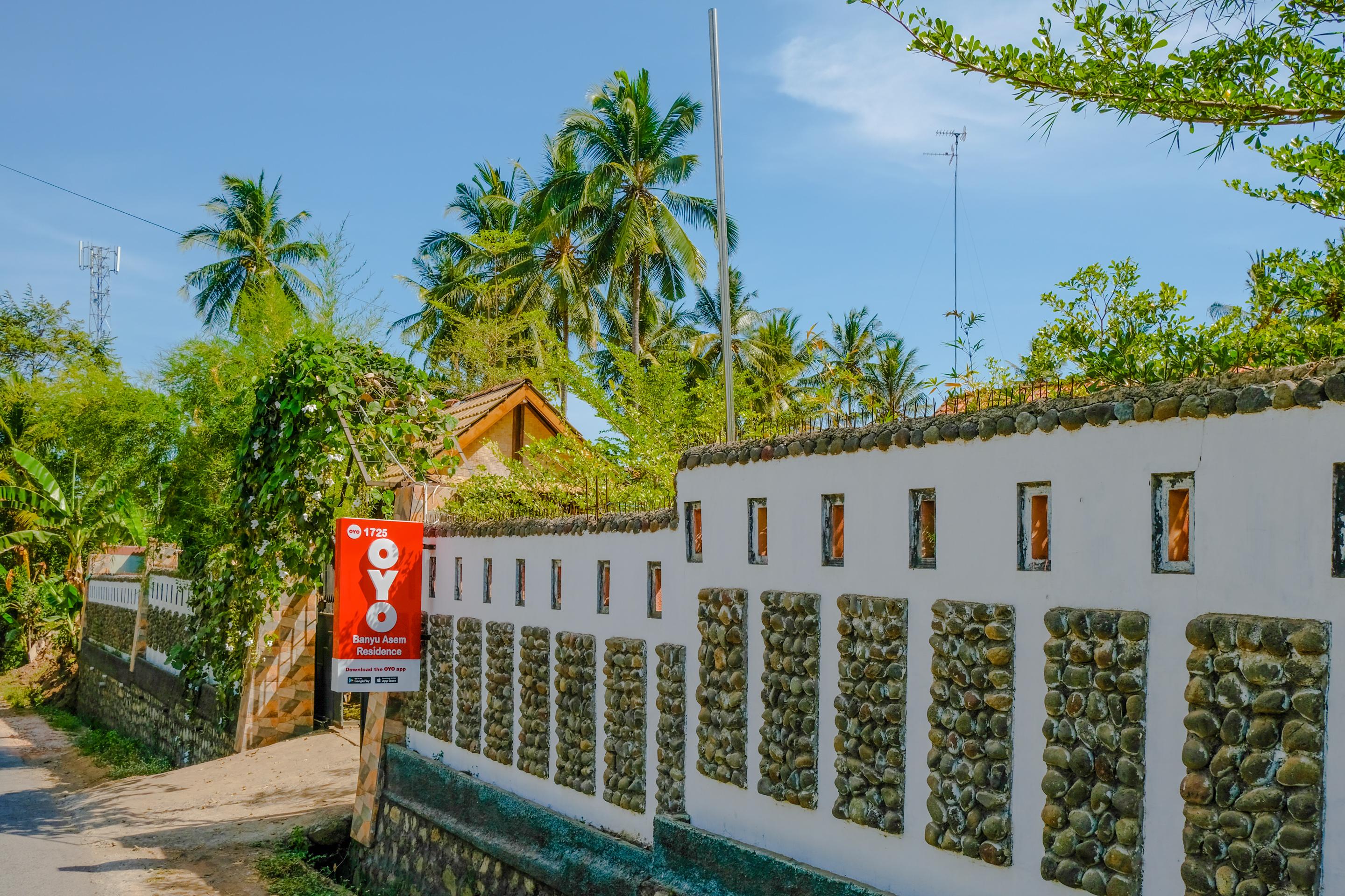 RedDoorz Syariah at Banyu Asem Banyuwangi Hotel Banyuwangi  Bagian luar foto