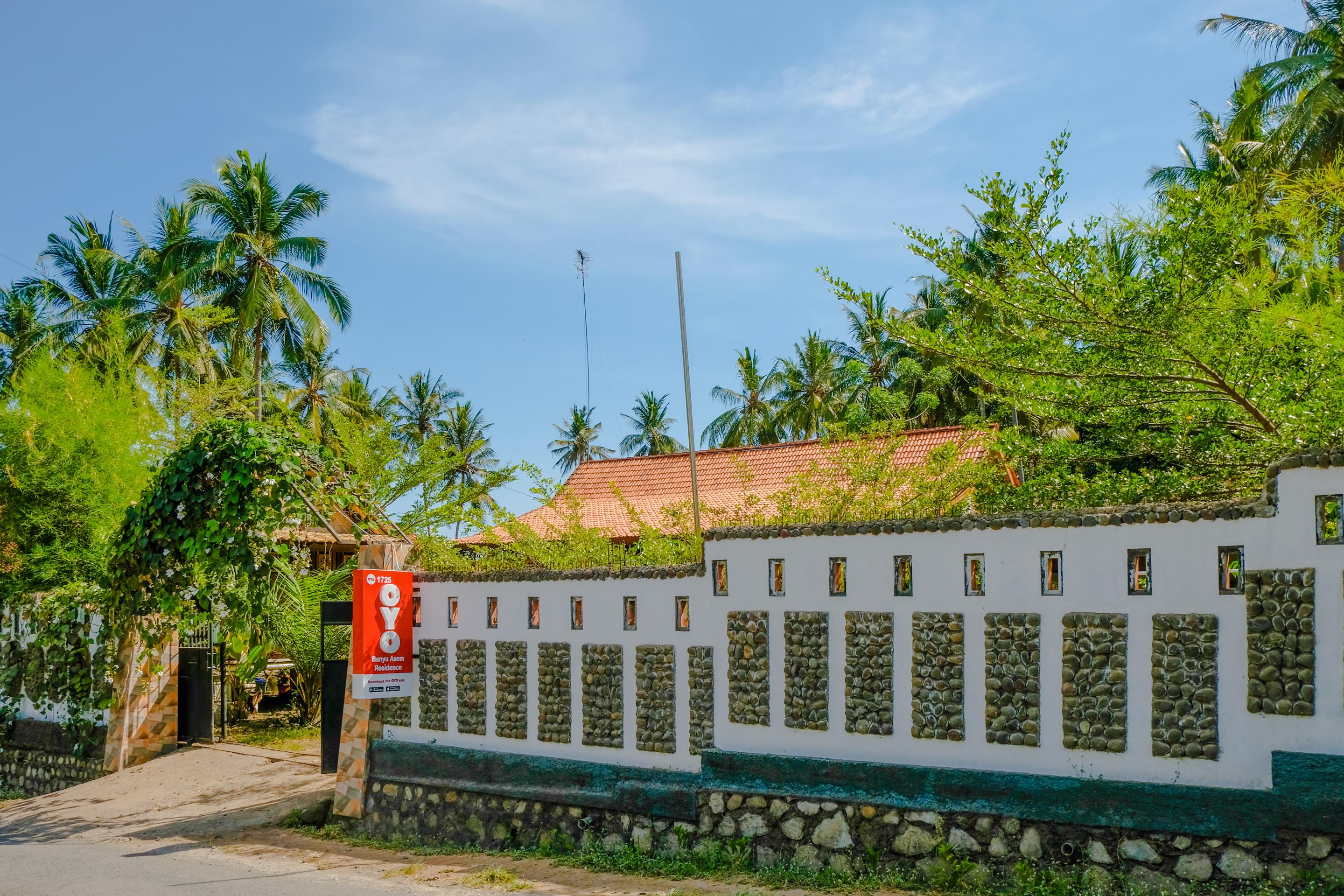 RedDoorz Syariah at Banyu Asem Banyuwangi Hotel Banyuwangi  Bagian luar foto